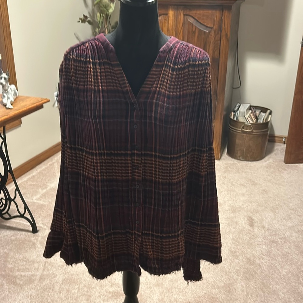 Fun long flowy top we the free